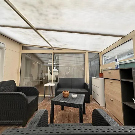 In Near Le Mans Circuit Holiday home *